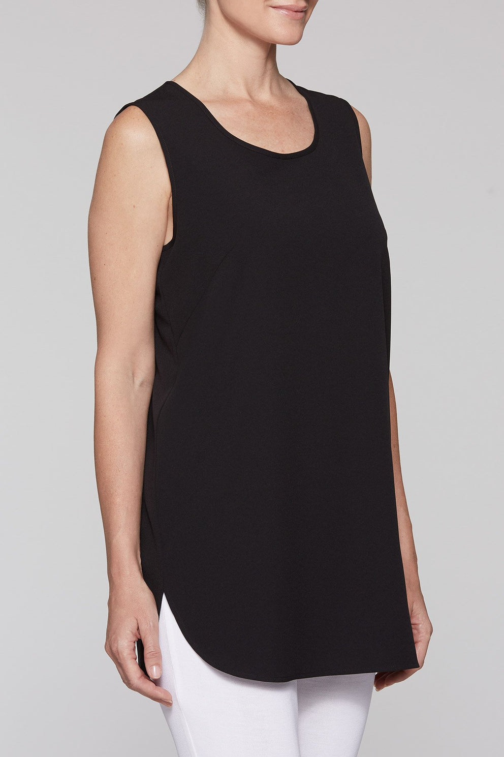 Long Sleeveless Woven Tunic Color Black